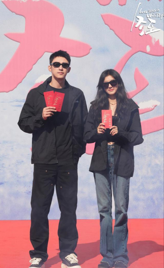 黄景瑜前妻再曝猛料!内幕足以让黄景瑜下岗,迪丽热巴又怎么办?