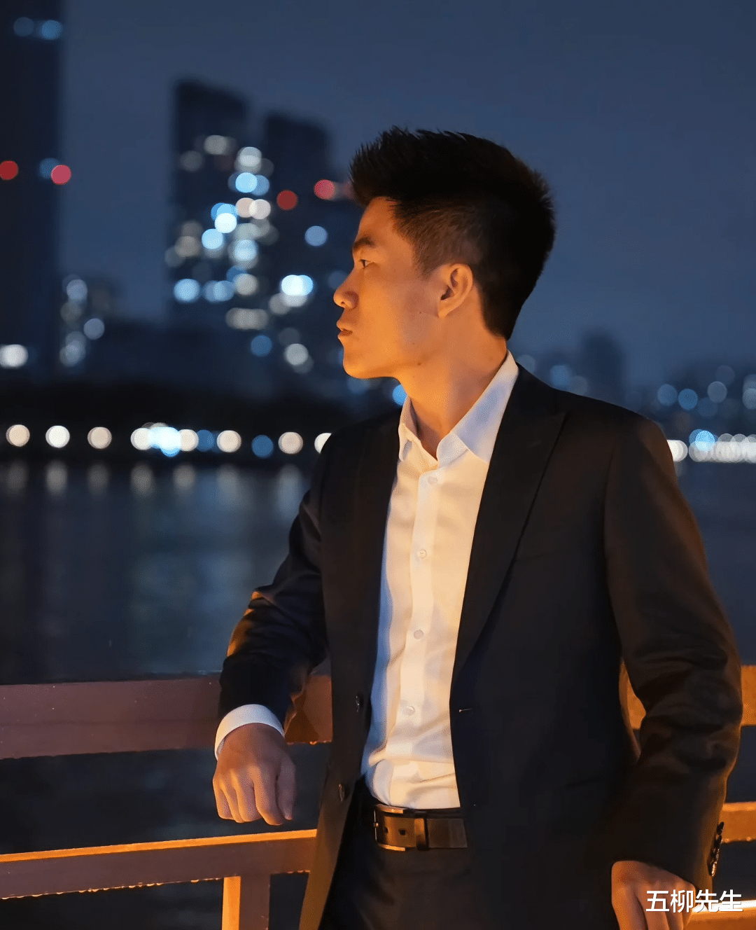 董宇辉|期待！撒贝宁董宇辉北大录制《开讲啦》圆满结束，现场反响很热烈