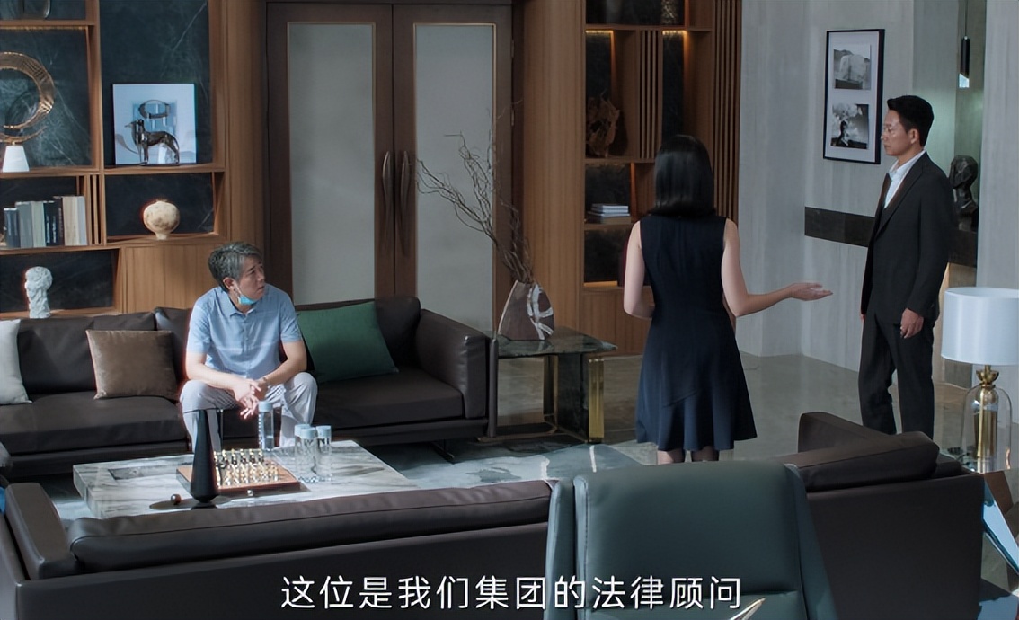 《不完美受害人》出圈理由:周迅的演技,林允的脸蛋,董洁的衣品