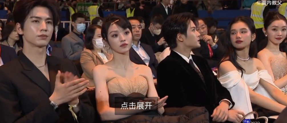 邓超|微博之夜8大看点：胡歌挨着四个85花，李现王一博同框，邓超好逗