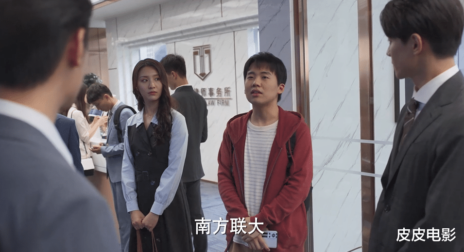 律师|开播拿下3个收视冠军，央视这副牌，打出四个二，国剧出爆款了
