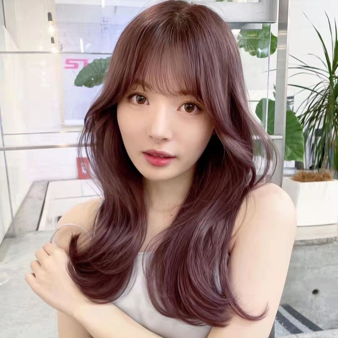 告别老气横秋!30岁女性必试的显嫩烫发!