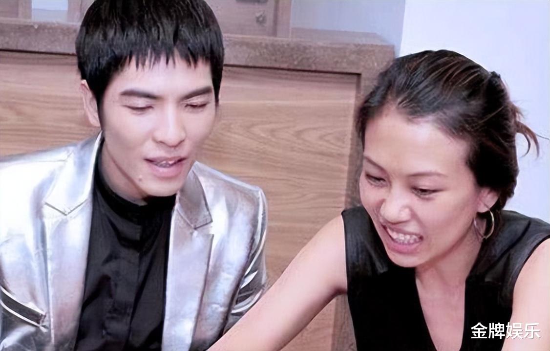 萧敬腾的老婆50岁高龄无法生育！女性网友的评论恶意太大