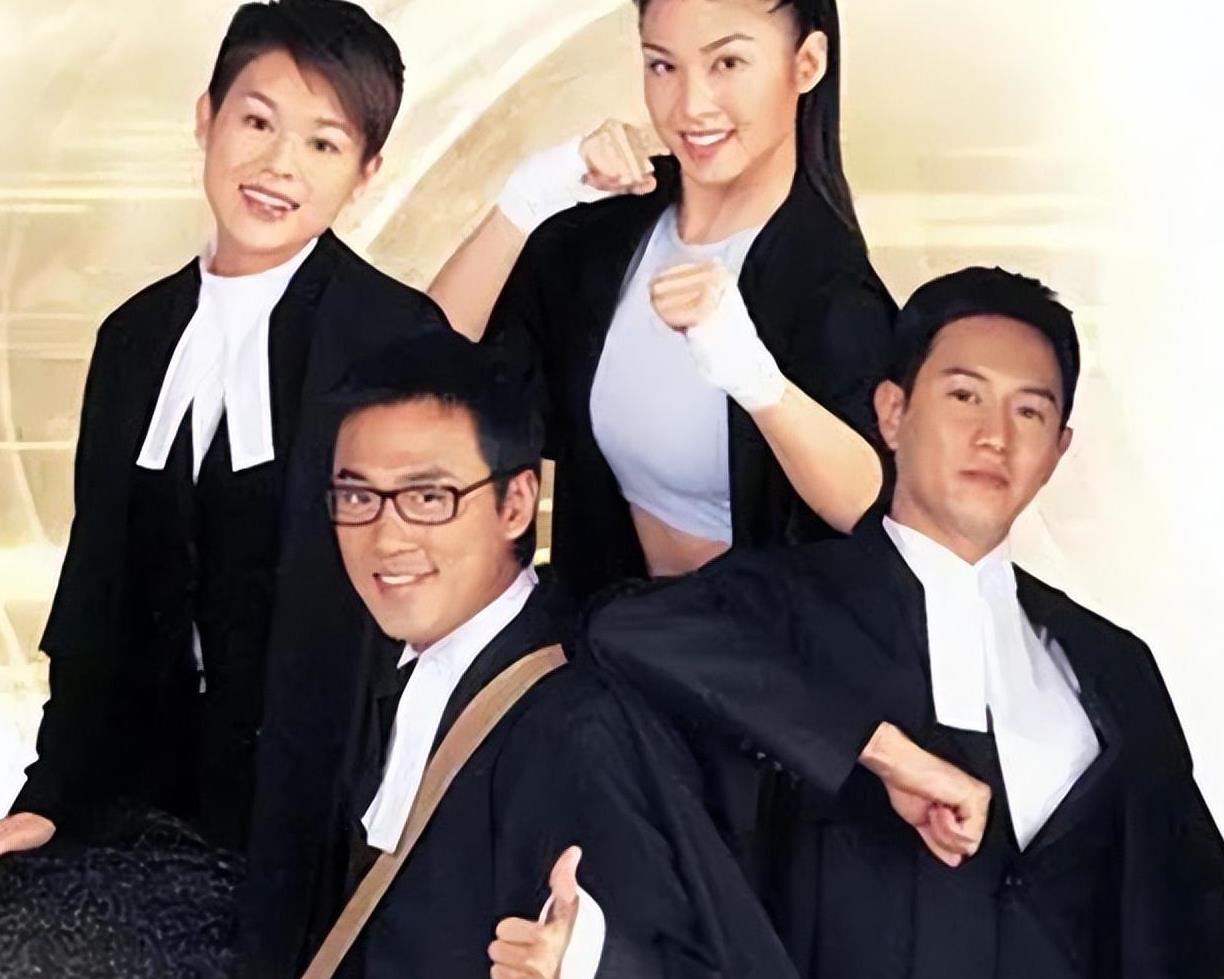 陈键锋|44岁陈键锋近况,出国游遇连环不幸事件,喝到脸红胡子拉碴变化大