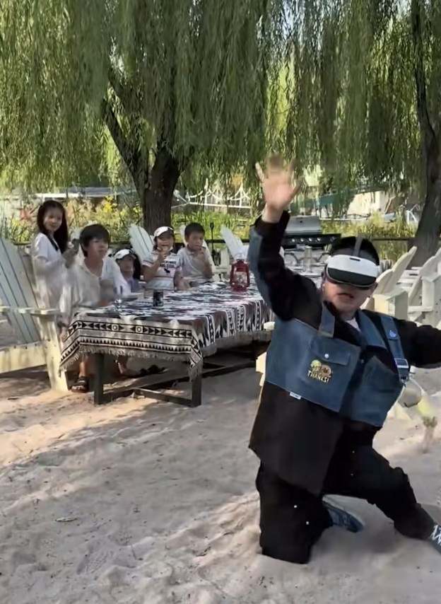 杜宇麒|杜江一家久违现身,霍思燕略微发福,嗯哼亲妹妹疑现身,长得超像哥哥