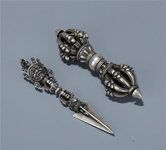 灵魂之作可拆卸的“金刚降魔杵”，文玩界藏传法器的艺术之风！