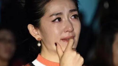 谢娜|《快本》停播后，5位主持人地位大变，4人开工谢娜被“舍弃”