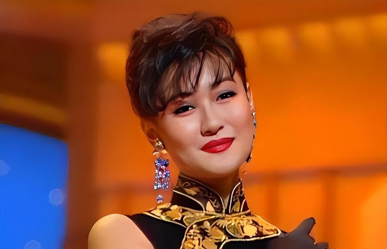 陈宝莲|纪实陈宝莲跳楼21年,儿子被王菲经纪人抚养,模样酷似干爹黄任中