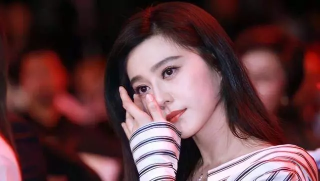 女明星明码标价?为了金钱可以出卖自己!娱乐圈“饭局”有多乱?