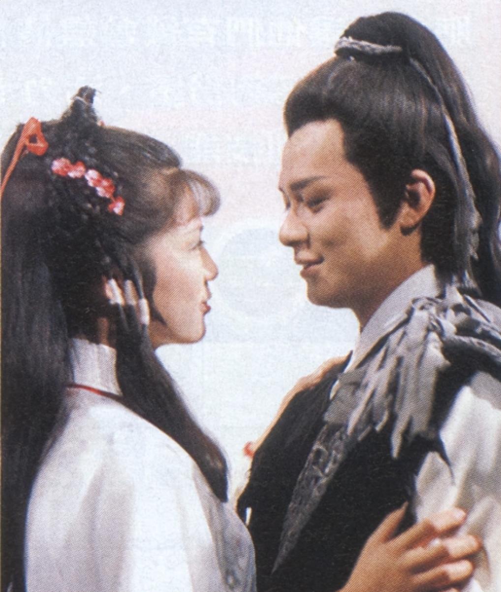 港媒称黄日华求婚女神，妻子去世只有三年，说好的终生不娶呢？