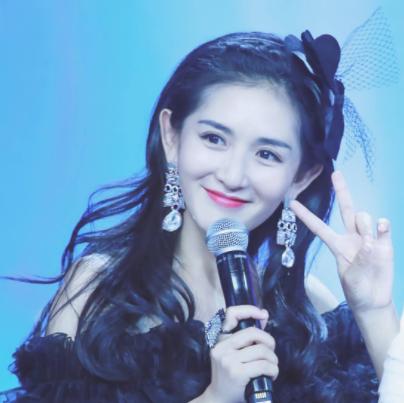 究竟是谁在喜欢她？多次被抵制又复出，背后靠山浮出水面