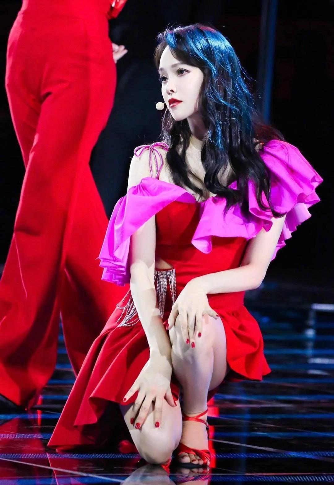 泽连斯基|娱乐圈4位60后女神级明星感情充满坎坷!