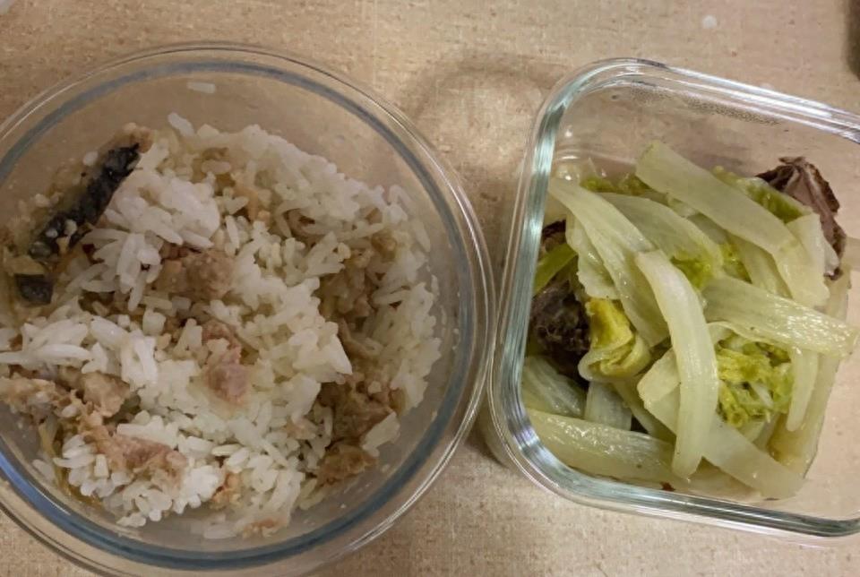 广东省|广东女子带饭上班,同事都嫌弃不已,浙江老板坦言:再带饭就辞职吧