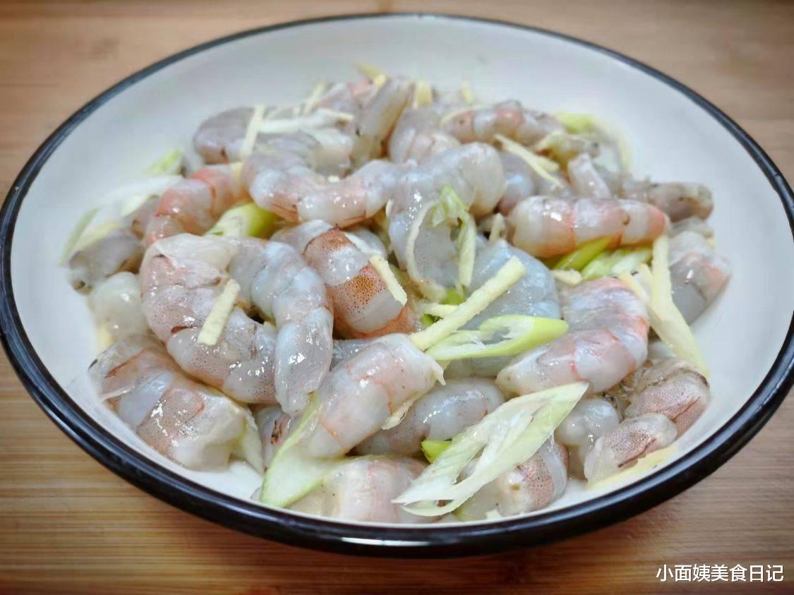 牛肉|进入三伏天,劝你少吃鸡肉和牛肉,多吃这4种肉,手脚麻利,精神足