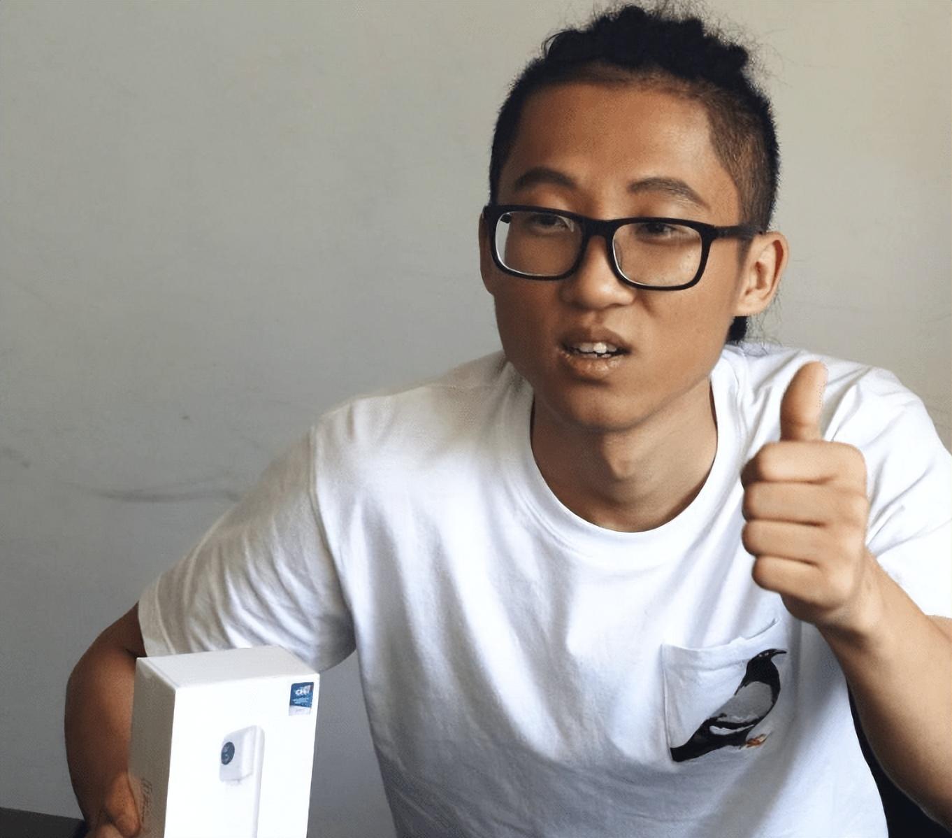 池子|现世报！黄西删美国脱口秀宣传明哲保身池子遭全网抵制，咎由自取