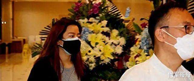 原来她已离世！欺骗所有人患癌2年，55岁床上“长睡不起”