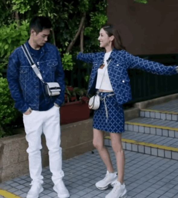 相差22岁？没有关系，这对“父女恋”越来越甜了