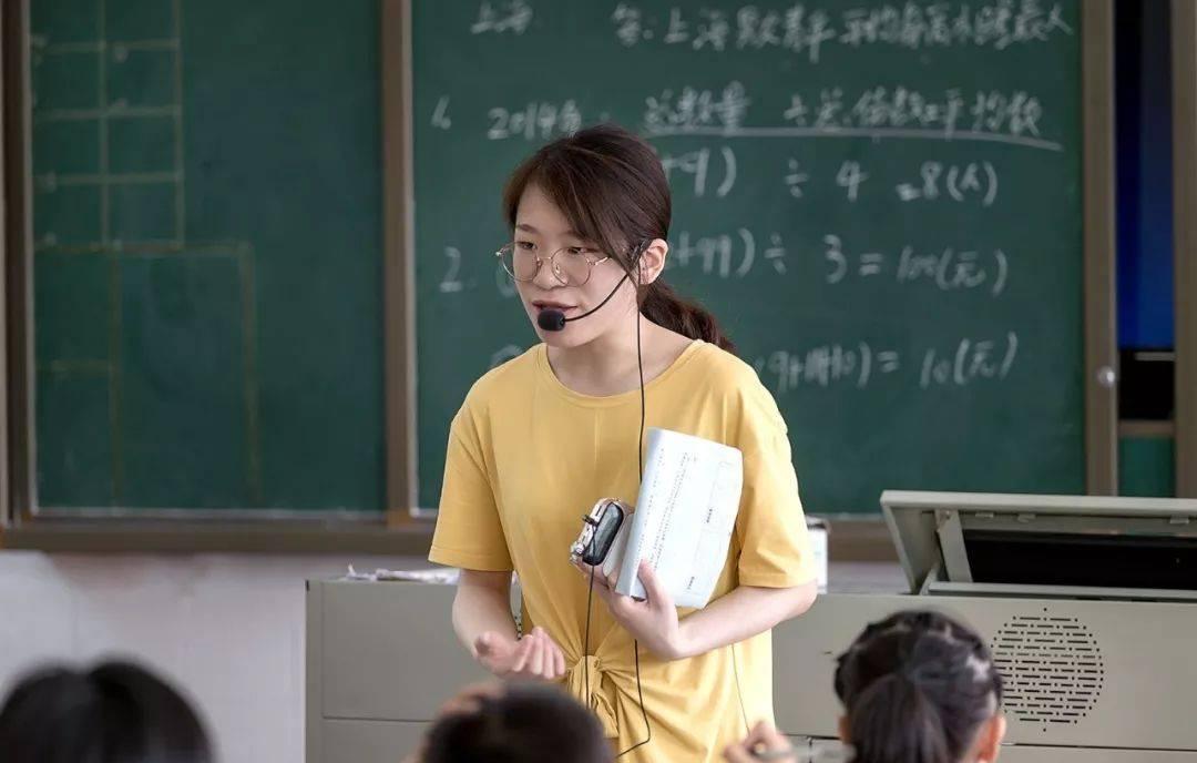 教师|2023“教聘”师范生被喷:别不服,高中不努力,现在争不过赖谁?