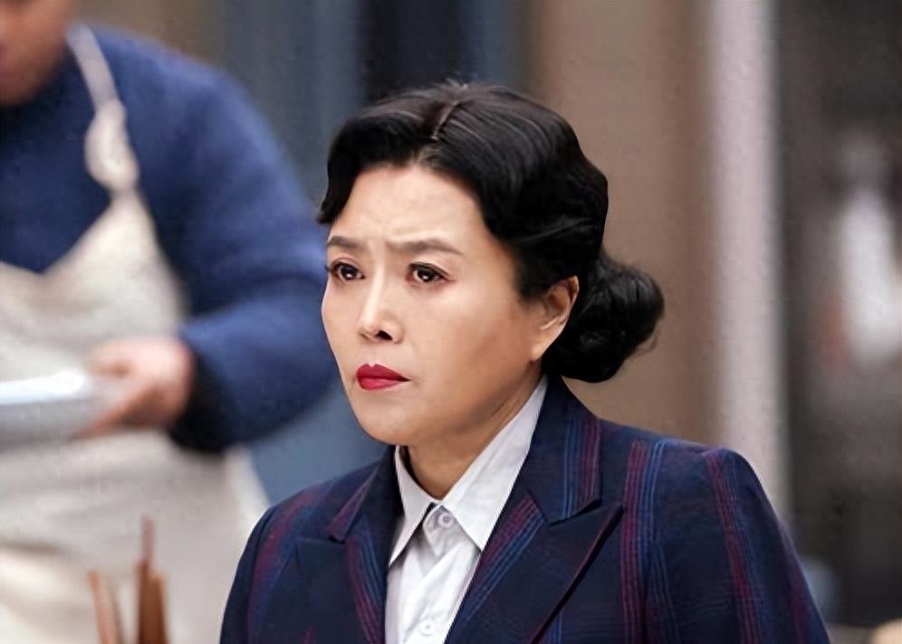 丁嘉丽：我这辈子最后悔的决定，就是捧红孙红雷这个“白眼狼”