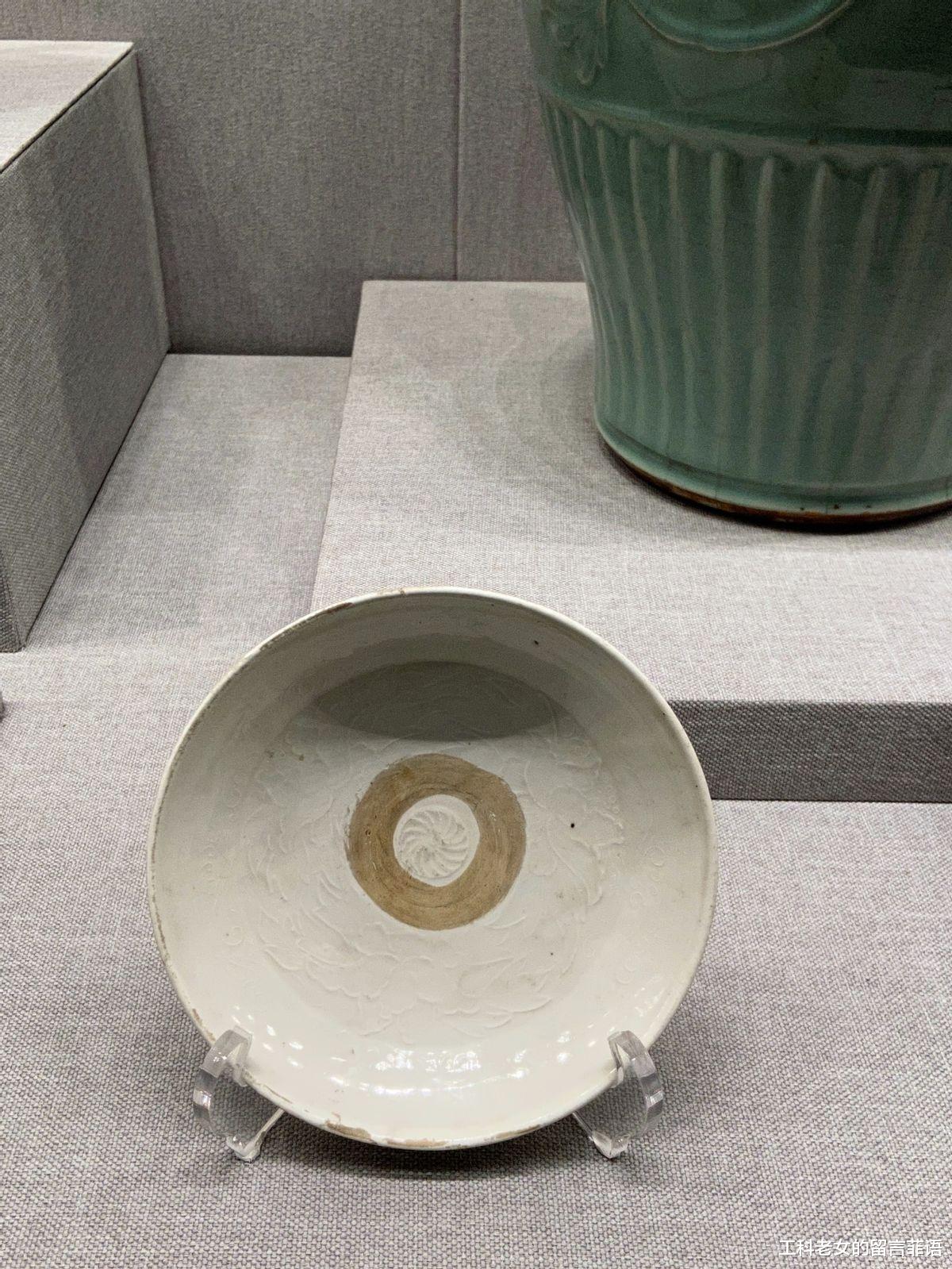 故宫陶瓷馆：浑厚朴实，元代民窑瓷器