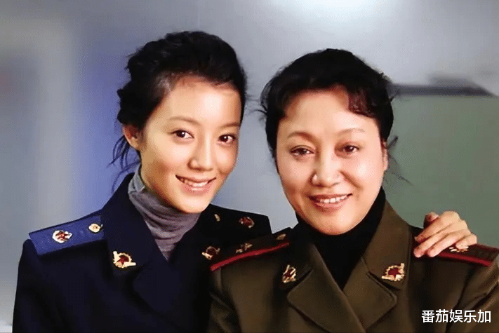 车晓母亲王丽云悲痛发文：好孩子你没有离开，评论区沦陷