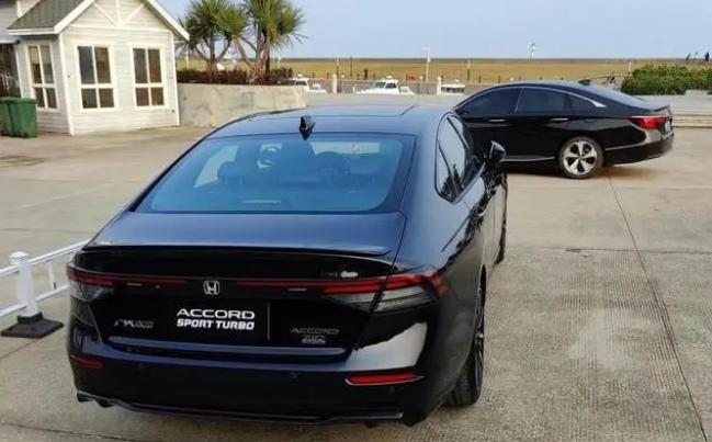 0l混动 cvt,看上去比迈腾更商务 本田雅阁|cvt|日系车