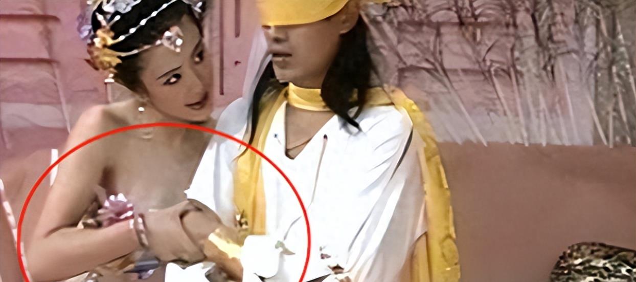 尼姑透视装,导演你这么会拍,该不会是你自己想看吧