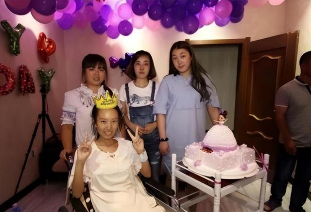 纪实：能切的器官都切了，只想活下来，90后女孩拼命抗癌却遭质疑