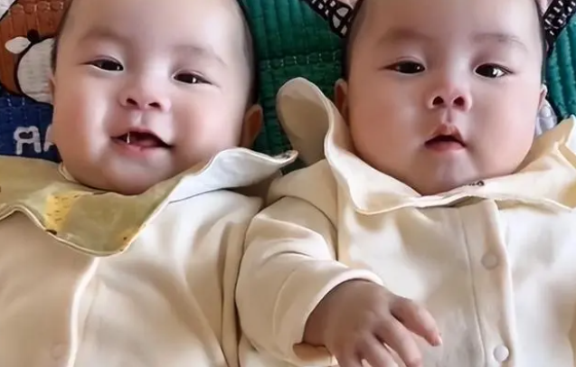陈萌|陈萌官宣双胞胎，双眼皮大眼睛抢镜，仅结婚5个月产子生父遭质疑