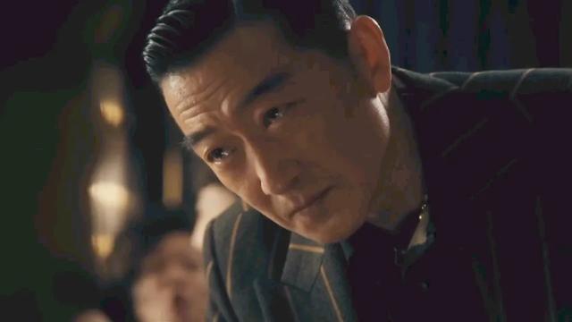 《繁花》邵峰:为娶影后退圈三年,成了宠妻狂魔,他53岁颜值大跌