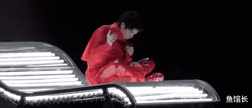 华晨宇被央视踢出了正片,自己封“神”的音乐混子,给内娱丢脸