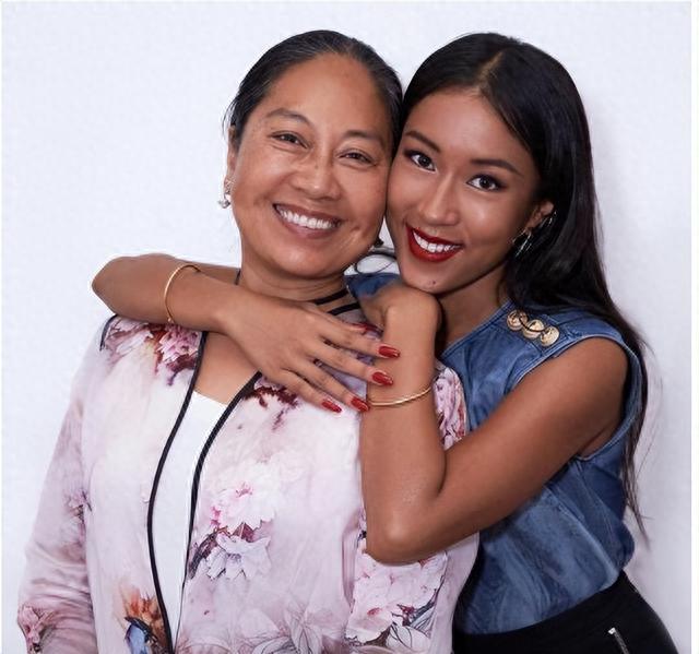 卖惨炫富当小三,没有底线的绿茶女!歌唱得好也不是她的遮羞布!