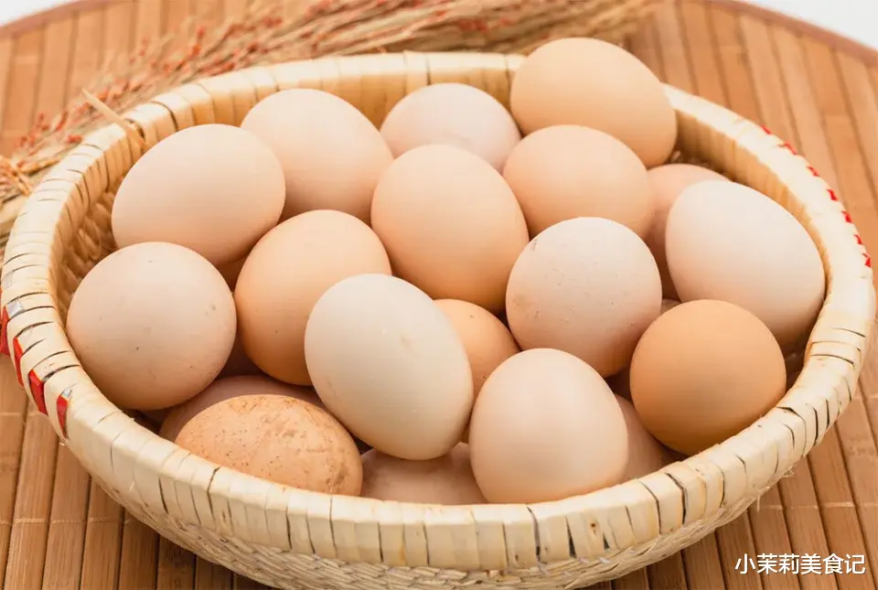 美食教程|鸡蛋的“死对头”，提醒：二者万不可同食，吃鸡蛋的禁忌要了解