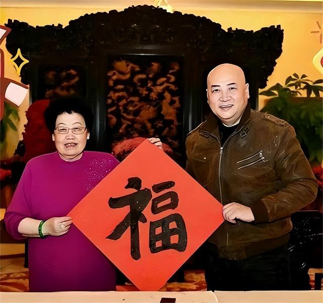 |为何会娶二婚的陈丽华?唐僧迟重瑞坦言:她让我母亲多活了半年