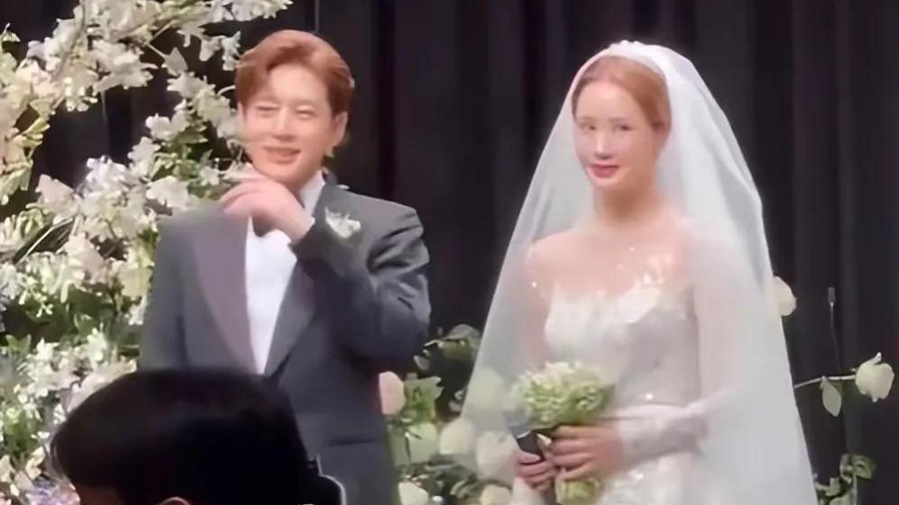 李多海|曝李多海下嫁崔东旭原因像大S：有钱，年纪大，要恩爱形象拼事业