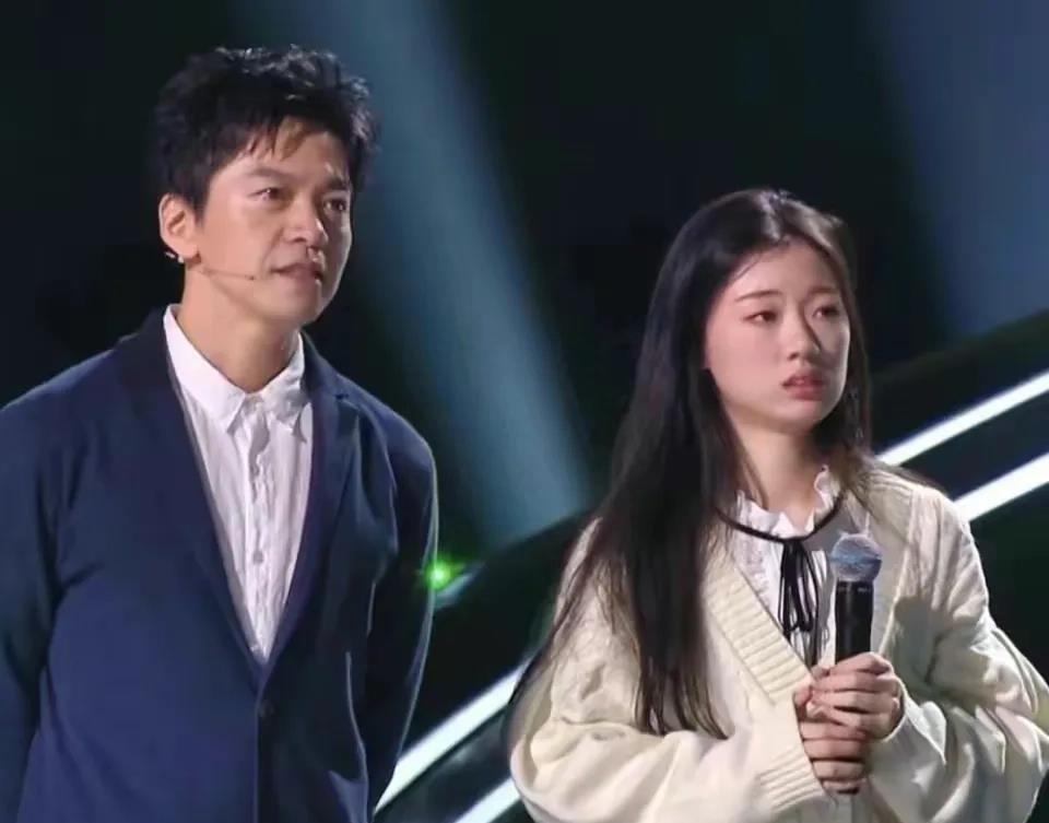 单依纯凭什么不签约梦响强音还能夺冠?现在大家都知道原因了