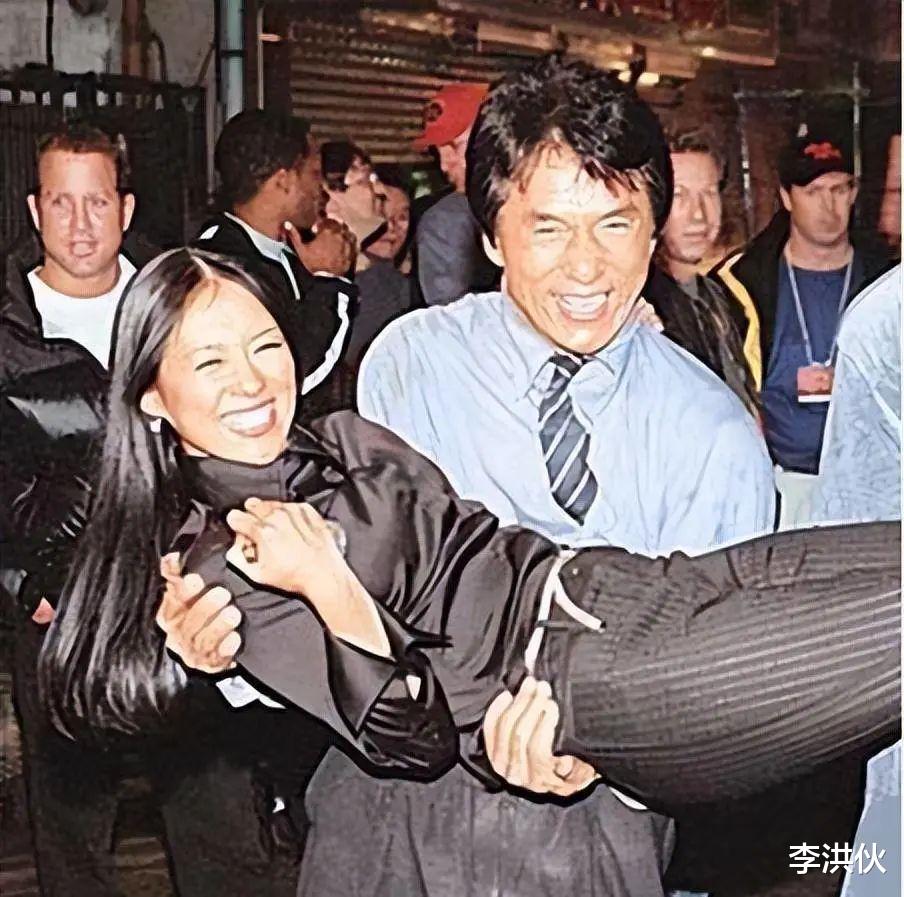 章子怡|过气比不上爆红的,章子怡被陈凯歌狠心推开,演尽了世态炎凉