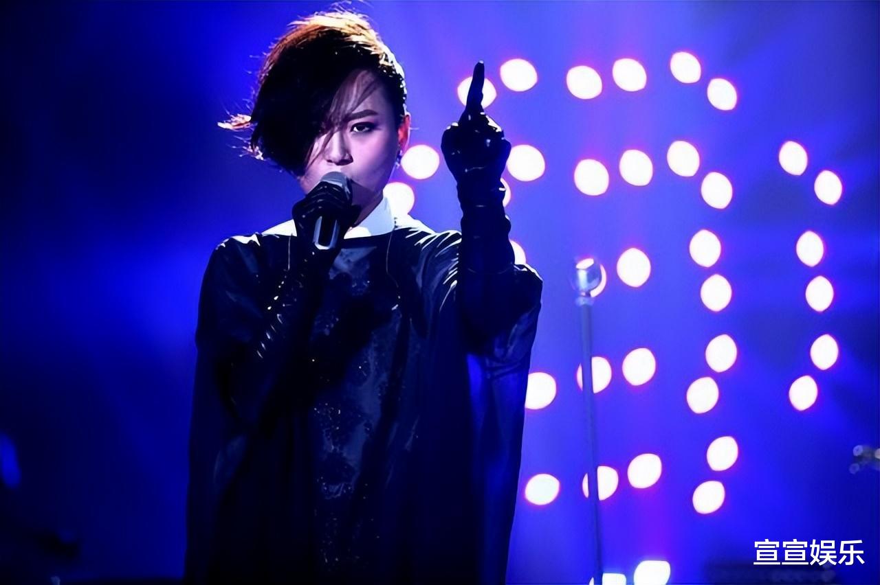 何洁|7位超女现状:李宇春重病缠身,何洁卑微跪求上浪姐,张靓颖被骗6亿