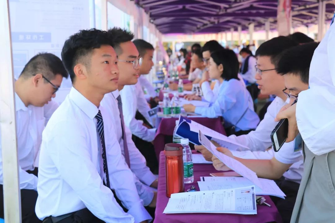 招聘|“断子绝孙招聘法”兴起,某些大厂套路深,专门针对应届毕业生