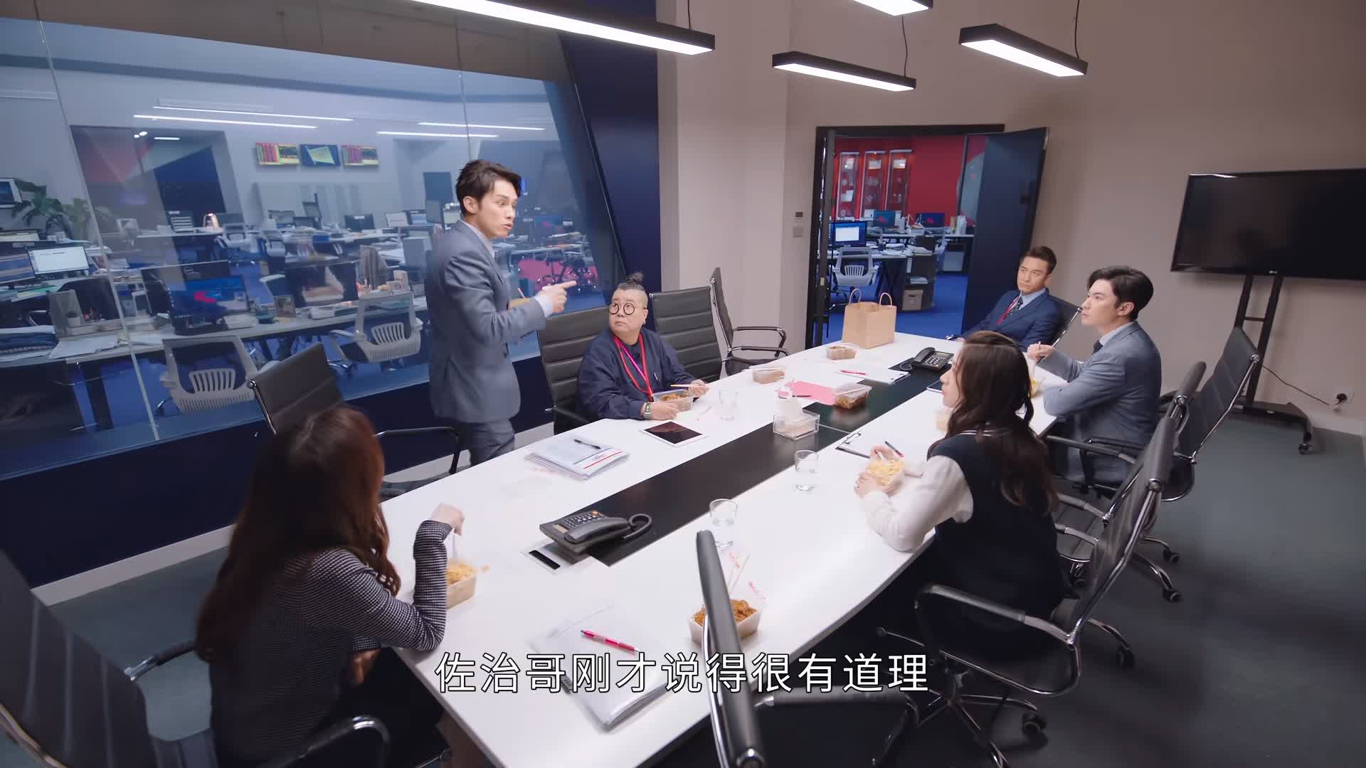 佘诗曼新剧才是御姐和奶狗的正确打开方式？网友喊金莎来抄作业