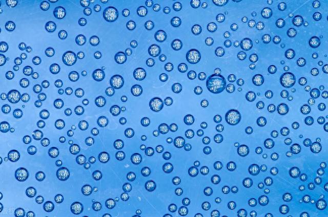 桶装水水质硬容易结石?医生提醒,常喝桶装水者需注意3点