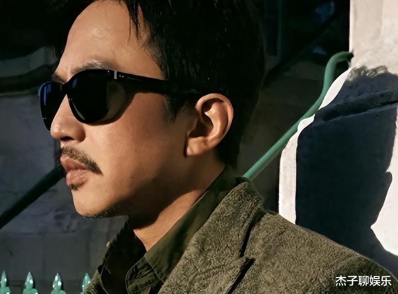 邓超抑郁症事件持续发酵,原来一切都有迹可循,表姐身份引质疑