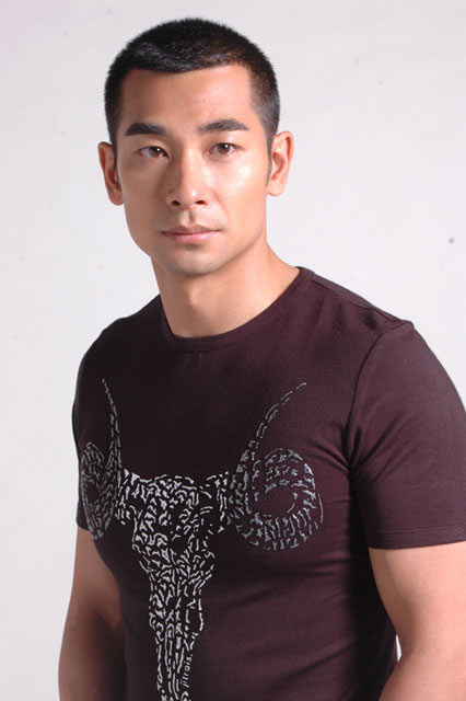 赵文卓16岁女儿瑞士毕业!身材高挑亭亭玉立,颜值不输一线小花