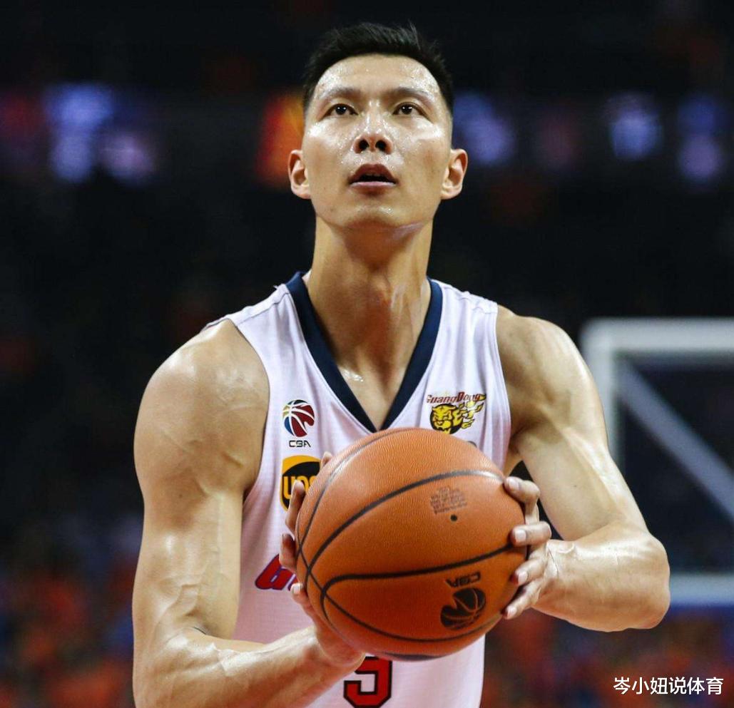 易建联的职业生涯有21年,其实算是非常漫长的,这点很伟大