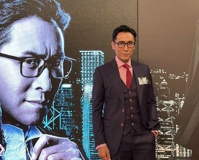 马德钟:TVB视帝最终选择离开邵氏,与家人庆生幸福甜蜜