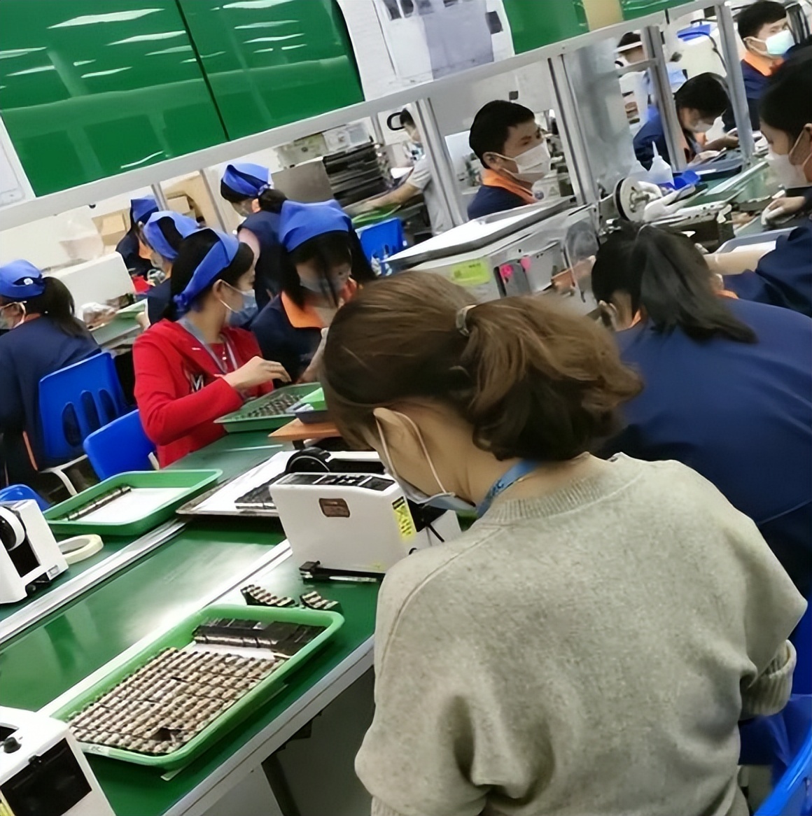 招聘|昆山电子厂爆火! 一张招聘试卷网友吵翻, 网友: 考100分统统不会录用