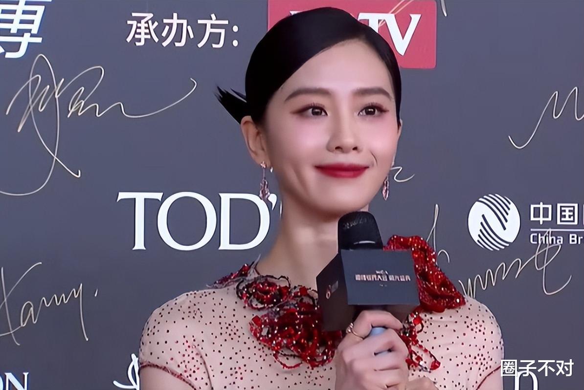 红毯成照妖镜,关晓彤的腿娜扎的胸,都输给“毫无亮点”的刘诗诗