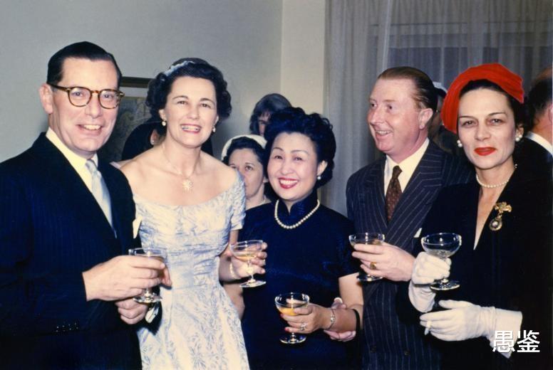 复旦校花: 112岁仍坚持化妆，爱吃肥肉不锻炼，晚年透露长寿秘诀