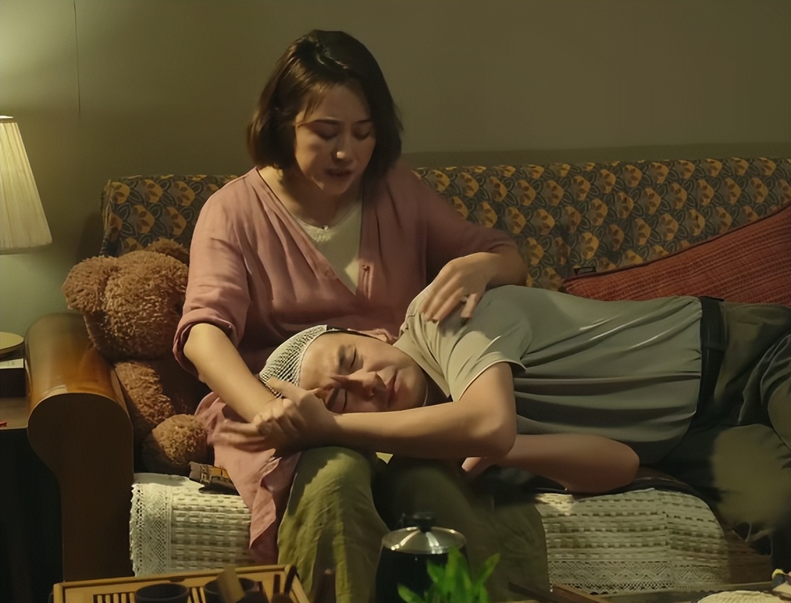 两个“百亿导演”输给一个80后女演员,中国电影已告别大导演时代