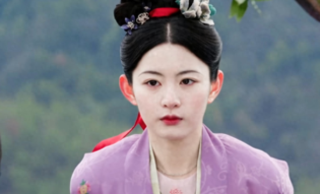 《为有暗香来》大火,一人不虚此行,一人存在感低,而她白炒作了